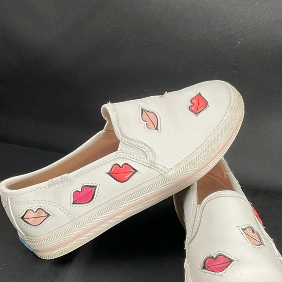 Keds Kate Spade Kids White Slip-On Sneakers Top Deckers with Red and Pink Lips - Picture 4 of 10